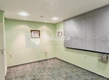 Comercial · 32m² · Sala à venda em Taubaté, Centro, com 32 m²