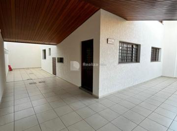 Casa · 190m² · 3 Quartos · 4 Vagas · Sobrado muito bem acabado à venda, com 3 quartos sendo 2 suítes, com 190 m²
