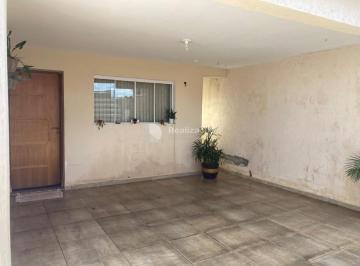 Casa · 145m² · 2 Quartos · 2 Vagas · Casa à venda em Taubaté, Jardim Ana Rosa, com 2 quartos, com 145 m²