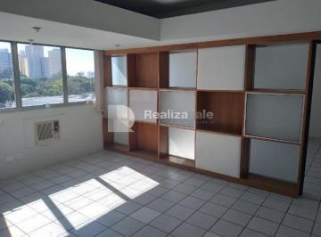 Comercial · 64m² · 1 Vaga · Sala à venda e para alugar em São José dos Campos, Vila Adyana, com 64 m², Edifício Med Center