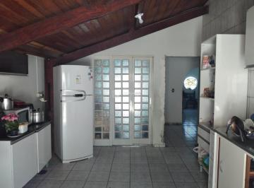 Casa · 120m² · 3 Quartos · 2 Vagas · Casa à venda em Taubaté, Jardim Independência, com 3 quartos, com 250 m²