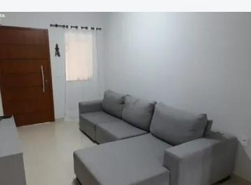 Casa · 139m² · 3 Quartos · 2 Vagas · Casa Padrão - Oportunidade