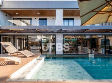 Casa de 4 quartos, Goiânia · SOBRADO 600MT 4 SUITES JARDINS MILÃO