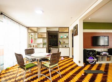 Casa de 5 quartos, Curitiba · Linda casa térrea com 5 quartos no Boa Vista!!!
