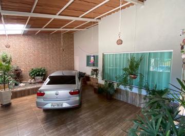 Casa de 4 quartos, Ceilândia · Excelente casa de 03 quartos com Espaço Goumert em condomínio fechado Lote 250m2