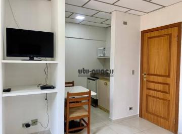 0dcb0815e6f471da98b5ac560a9cd69ee30e5290 · Apartamento com 1 dormitório para alugar, 30 m² por R$ 1.800,00/mês - Maktub Residencial - Itu/SP