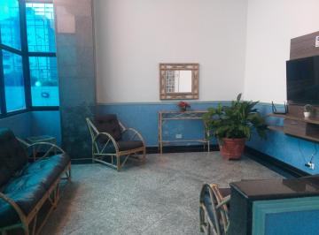 Apartamento de 2 quartos, Praia Grande · Apto excelente c/2 amplos qtos(1suite) gar piscina prox praia $ 350.mil