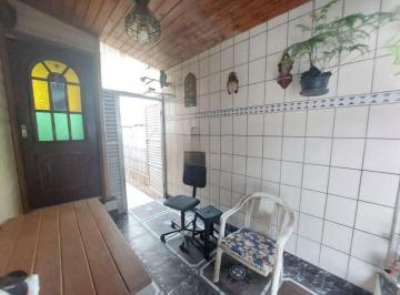 Casa de 2 quartos, Santos · Casa isolada 2 dorm 2 salas 2 wcs 1 garagem fech  com edicula Santos SP Marapé