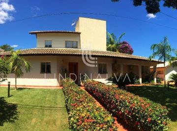 Casa · 430m² · 4 Quartos · 6 Vagas · Sobrado de alto padrão no Village Iguassu com 6 dormitórios