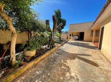 Casa · 299m² · 3 Quartos · 2 Vagas · Casa com 3 dormitórios à venda no Parque Residencial Três Bandeiras