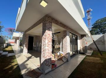 Casa · 226m² · 3 Quartos · 2 Vagas · Casa à venda com 03 suítes no Jardim Elisa, Aceita permuta por menor valor - Foz