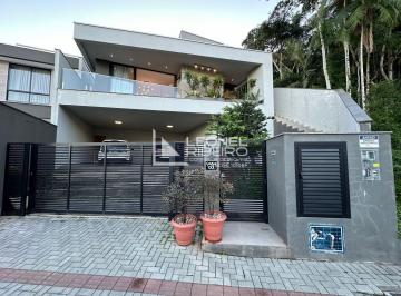 Casa · 243m² · 3 Quartos · 2 Vagas · Casa com 3 dormitórios à venda, 243m² no bairro Quintino - Timbó/SC