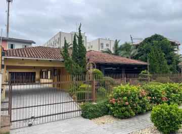 Foto 01 · Casa no bairro Santo Antônio, 150m da rua Blumenau.