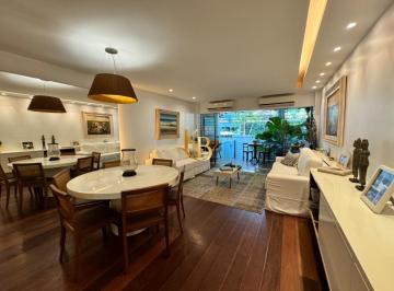 Casa · 242m² · 4 Quartos · 2 Vagas · Casa em condomínio no Jardim Oceânico