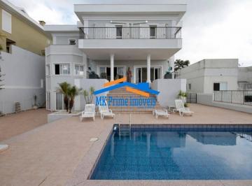 Casa · 980m² · 8 Quartos · 4 Vagas · Linda Casa em Alphaville Charmosa e com Espaços Generosos!