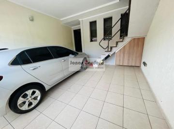 Foto 01 · Casa térrea à venda no Jardim Universo em Mogi das Cruzes. Suíte com closet, área gourmet, 2 vagas c