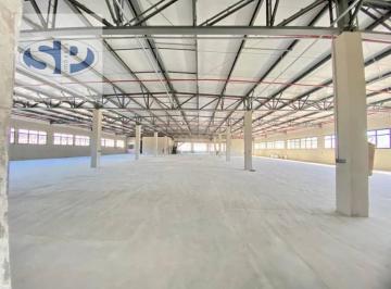 Comercial · 4571m² · 28 Vagas · Alugue Galpão com 28 Vagas e com 4.571M² em Lapa de Baixo por R$ 182.840,00. ...