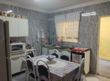 Casa · 130m² · 2 Quartos · 3 Vagas · Casa Terreá Excelente Lote inteiro