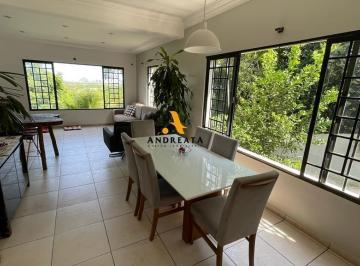 Casa · 300m² · 4 Quartos · 5 Vagas · Venda de Casa em Condomínio com 4 quarto(s), 2 suíte(s), 300 m², por R$ 740 mil, no condomínio Bosqu
