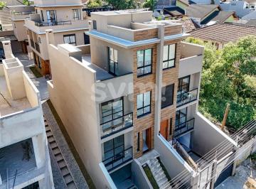 Casa · 225m² · 3 Quartos · 4 Vagas · Casa à venda - em Bacacheri