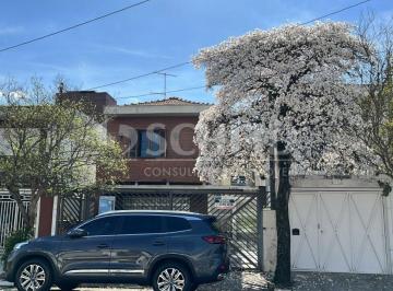 Casa · 192m² · 4 Quartos · 2 Vagas · Sobrado com 4 dormitórios no Campo Belo