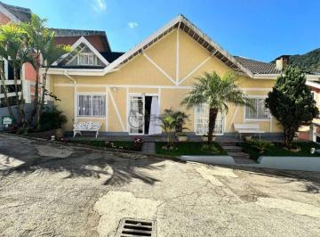 234970.jpg · Casa para venda de 128 m² com 3 quartos na Granja Guarani, Teresópolis/RJ.