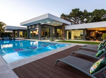 Casa de 4 quartos, Jaboatão dos Guararapes · Casa deslumbrante em Corroios, Portugal
