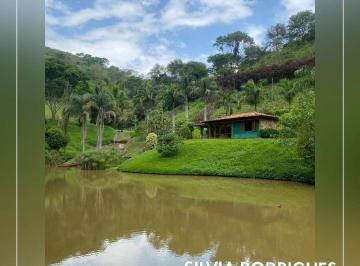 Rural , Petrópolis · Vende-se magnífico sítio no Vale das Videiras, em Araras!