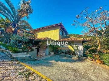 7de6eeabd096f48eddbbb0107cfb1b459e630b0e · Belíssima casa vista mar!!