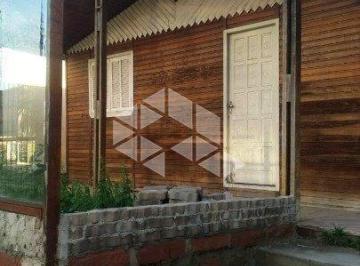 467674_ivKvQbfk_4676746529cad4b5eb5.jpg · Casa 2 dormitórios com garagem descoberta 2 carros frente Escola Adventista