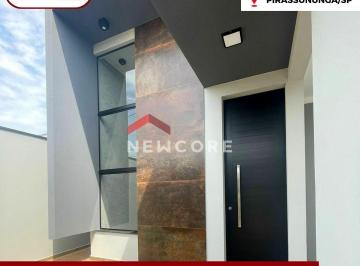 Casa · 250m² · 3 Quartos · 2 Vagas · Casa em  Rua Tácio Buzelli dos Reis - Jardim São João - Pirassununga/SP