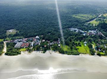 Terreno · 2038m² · Oportunidade Imperdível – Área à Beira-Mar para Investidores e Empreendedores