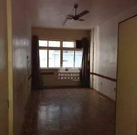Comercial · 27m² · Sala frente para Gonçalves Dias,