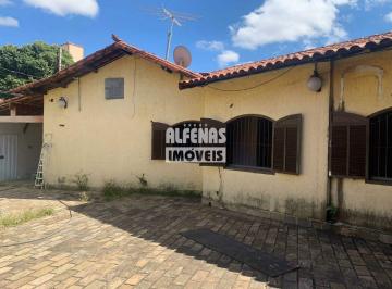 Casa · 136m² · 3 Quartos · 8 Vagas · Casa á Venda de 3 quartos no Bairro Eldorado