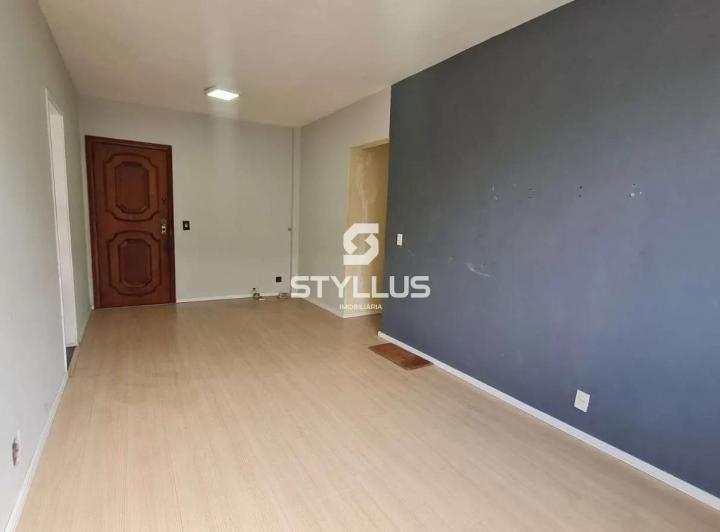Foto do imóvel - Ótima oportunidade, apartamento todo claro, arejado e com garagem na escritura próximo a Rua.