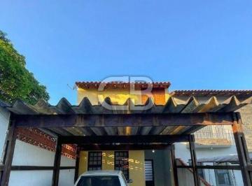 da16f51ab1491ad56491a07f41e4d4bc7887263a · CASA 3 DORM 1 SUITE 123 M² POR 469 MIL