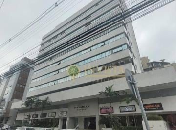f9dbf41e5be2037d2e2f5d11673bf81c18bfa882 · Sala comercial com 27m² á venda na Trindade.