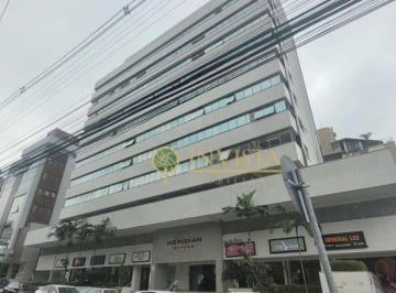 f9dbf41e5be2037d2e2f5d11673bf81c18bfa882 · Sala comercial com 27m² á venda na Trindade.