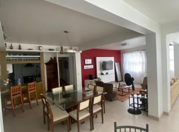 Apartamento · 140m² · 3 Quartos · 1 Vaga · Apartamento à venda na Lagoa, Rio de Janeiro - 3 quartos, 1 suíte, 2 banheiros, 1 vaga de garagem -