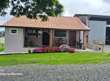 Foto 01 · Chácara à venda em São Miguel Arcanjo-SP: 2 quartos, 2 salas, 2 banheiros, 3 vagas de garagem, 90m².