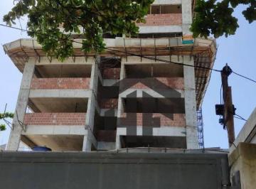 5ca3aa96557e4e56984304330cef52d1eaf449a5 · Apartamento de 61,30m² à venda, com 02 quartos (1 suíte), localizado em Candeias, Jaboatão dos Guara