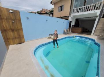 Casa · 170m² · 3 Quartos · 2 Vagas · Sobrado com 2 vagas e 3 dormitórios no Serpa em Caieiras SP
