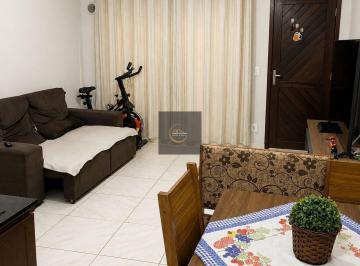 Casa · 62m² · 3 Quartos · 2 Vagas · Casa Geminada com 3 Quartos e 2 Vagas no Aventureiro
