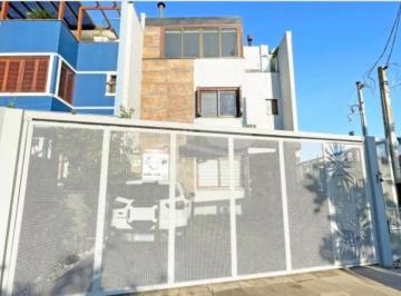 Foto 01 · Sobrado de Alto Padrão com 3 Dormitórios e 166m² na Hípica - Porto Alegre-RS - Lagos de Nova Ipanema