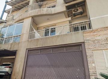 Casa · 245m² · 3 Quartos · 2 Vagas · Linda Casa em Condomínio na Cel. Marcos