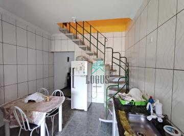 258771797439ad00c6d943b17f23c7a92a0c2a11 · Sobrado bem distribuído com 84m² de área construída, com 2 dormitórios sendo 1 suíte, à venda por R$