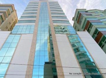 Apartamento de 3 quartos, Itapema · Edifício Islamorada Residencial - Localizado no coração da Meia Praia.