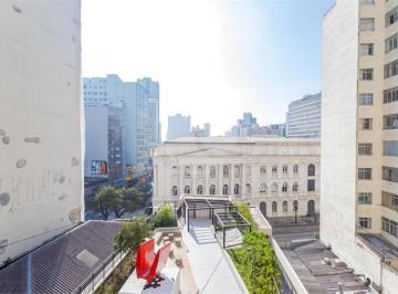 Apartamento de 1 quarto, Curitiba · Studio Mobiliado - Centro