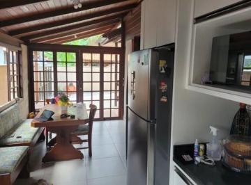20240524082045957.jpg · Casa para Venda em Florianópolis, Morro Das Pedras, 3 dormitórios, 1 suíte, 2 banheiros, 2 vagas