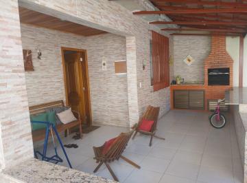 Casa de 3 quartos, Duque de Caxias · Duque de Caxias - Casa linear 3 quartos, quintal, 5 vagas , churrasqueira